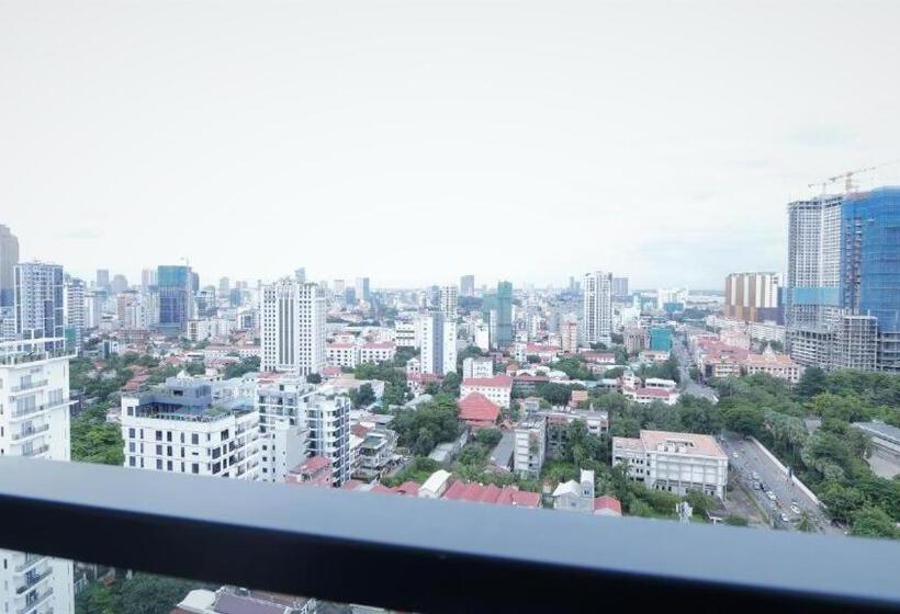 בית מלון כפרי The Penthouse Residence