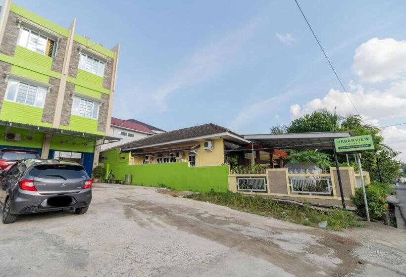 Urbanview Hotel Lumendiva 2 Palembang By Reddoorz