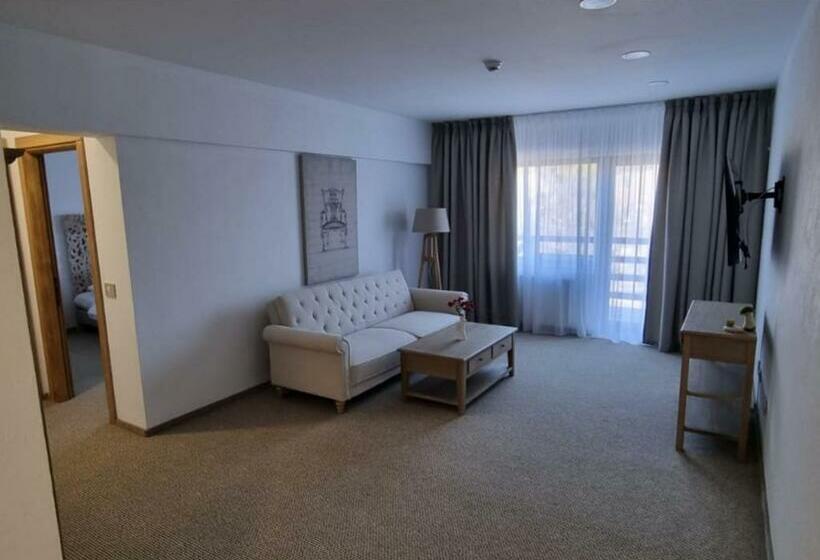 Отель Vale Humor Residence