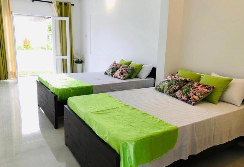 ペンション Castile Inn