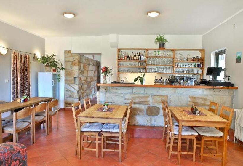 بنسيون Penzion Kairos