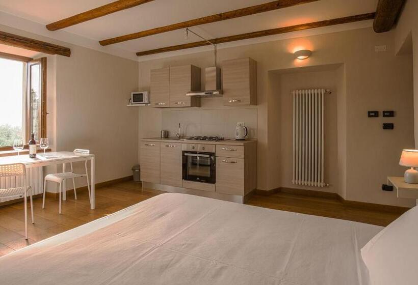 膳宿费 La Casa Di Roby 2 Studio La Morra, Con Piscina