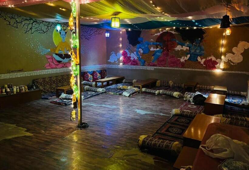 膳宿费 Reverberate Cafe & Cottages   Negi S Place