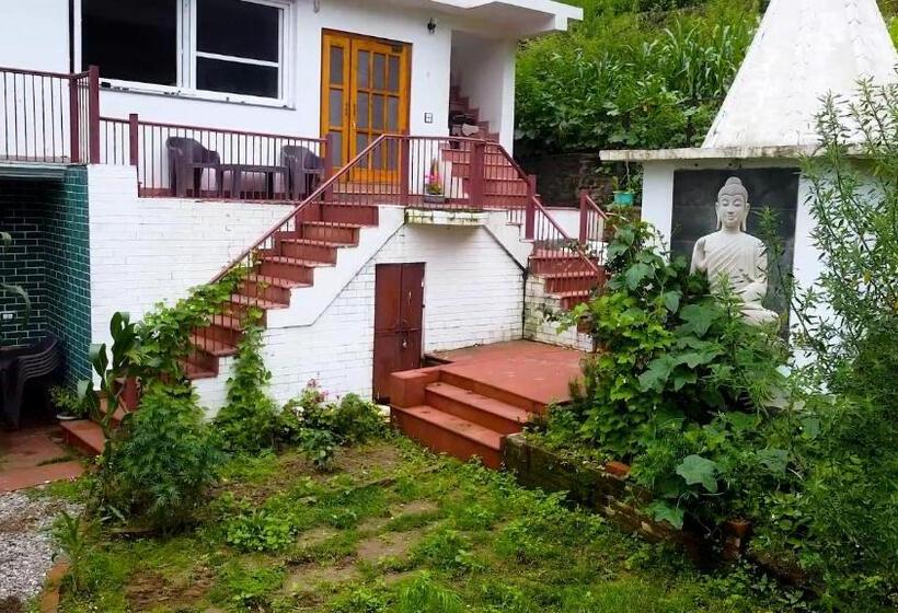 بنسيون Tatva Veda Homestay & Hostel