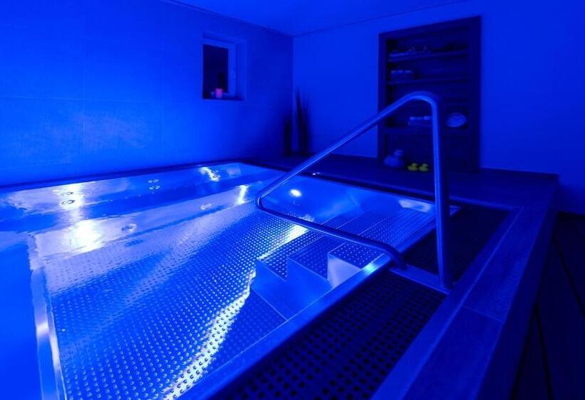 Pension Koliba Komorní Lhotka