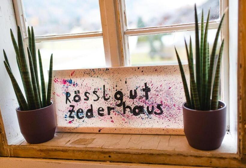 Rösslgut Bed & Breakfast