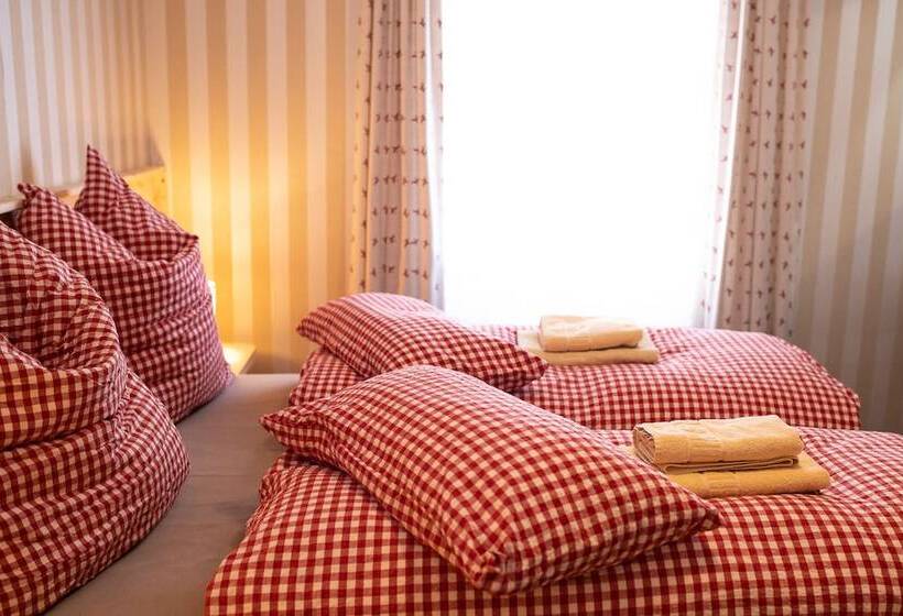 Rösslgut Bed & Breakfast