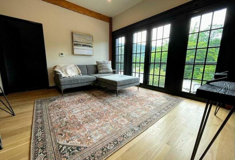 הוסטל Gamble Mill