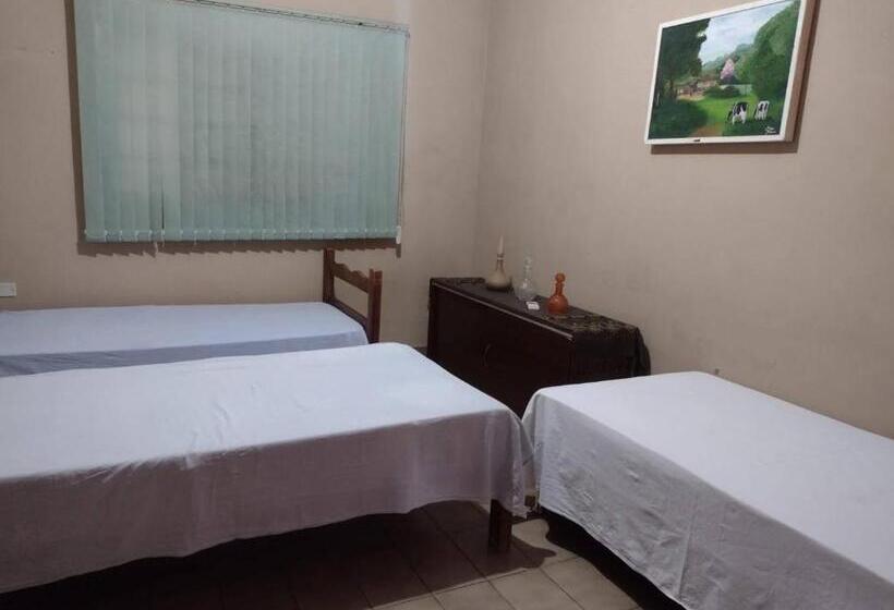 ユースホステル Pousada Recanto Alaketu Hospedagens