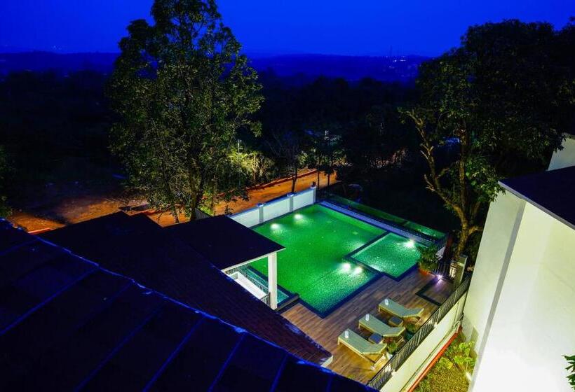 Amoravida By 7 Apple Resorts, Goa