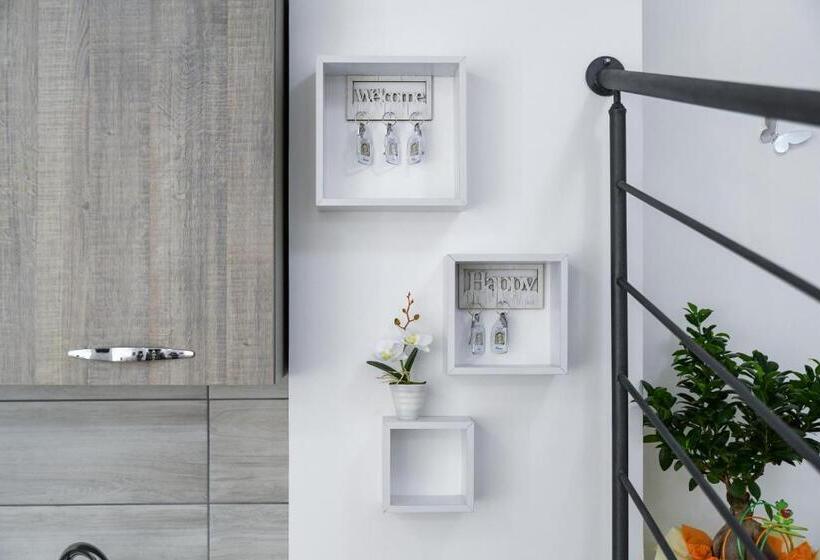 مبيت وإفطار Athena