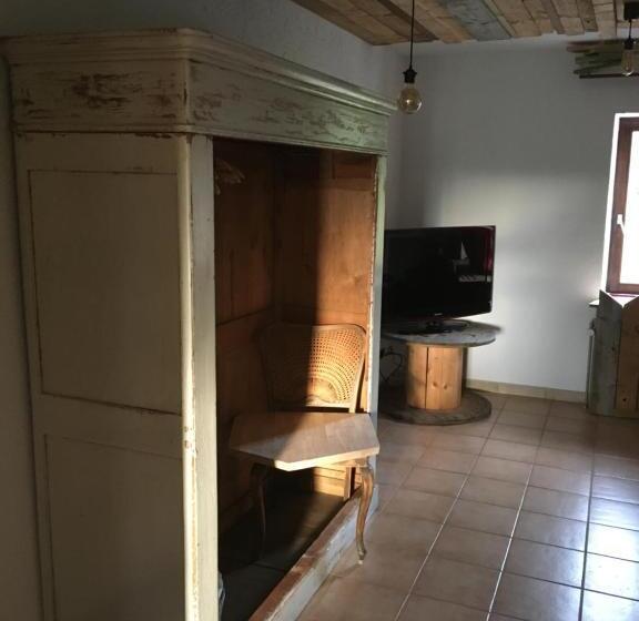 مبيت وإفطار Bois & Repos