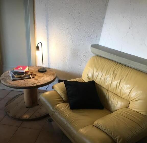 مبيت وإفطار Bois & Repos