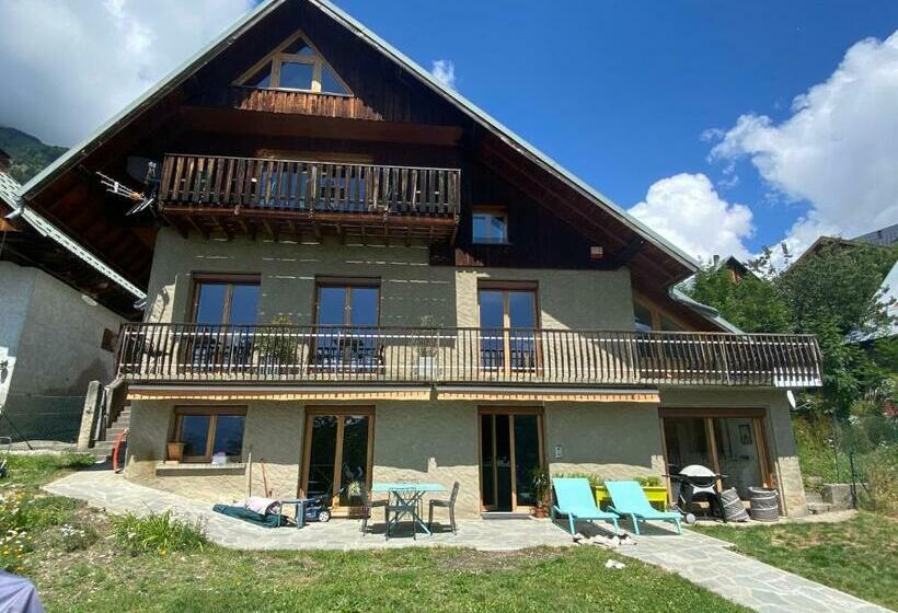 ベッドアンドブレックファースト La Tanière