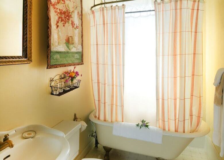 민박 Pinschower Inn