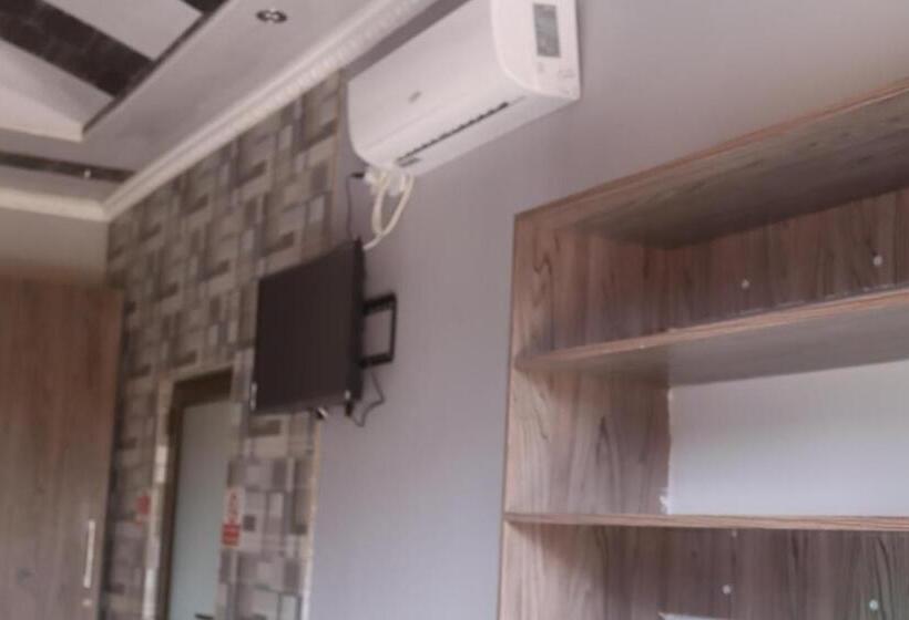 مبيت وإفطار Princess Lodge