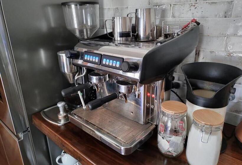 צימר Triabunna Barracks