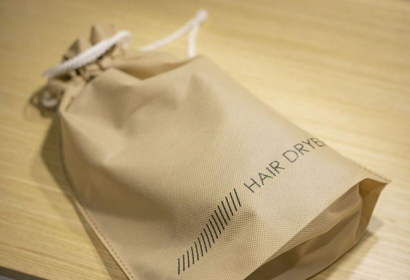 Croissant Hotel Guri By Aank