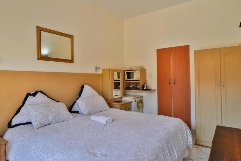 Dolphin Coast B&b / Self Catering