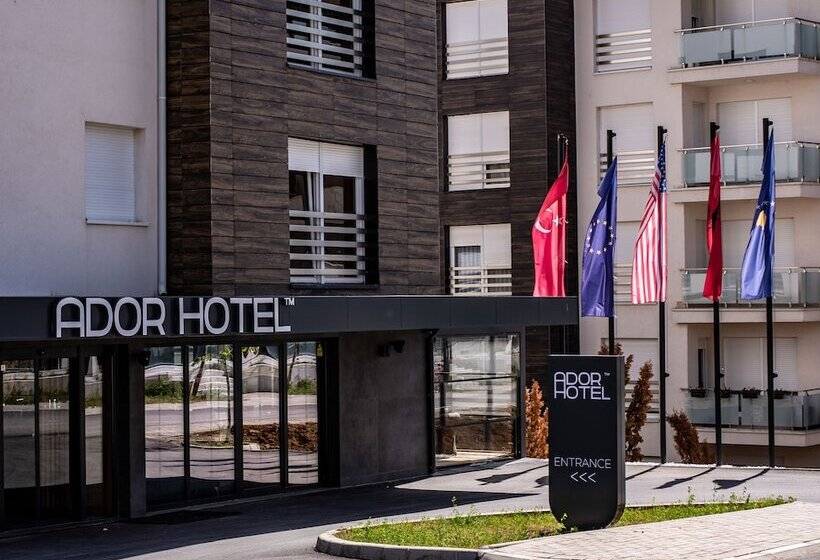 هتل Ador