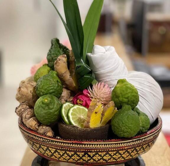 בית מלון כפרי Ban Ban