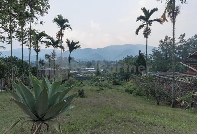 호텔 Bens Homestay Mitra Reddoorz