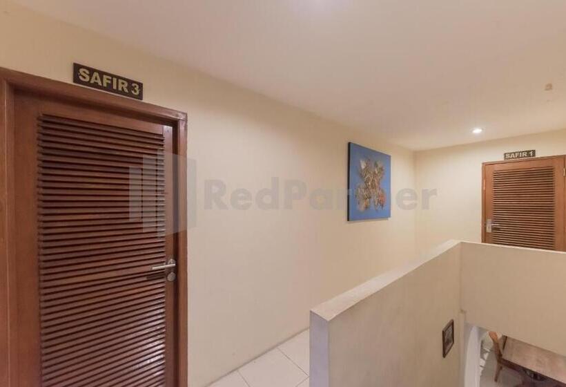 호텔 Bens Homestay Mitra Reddoorz