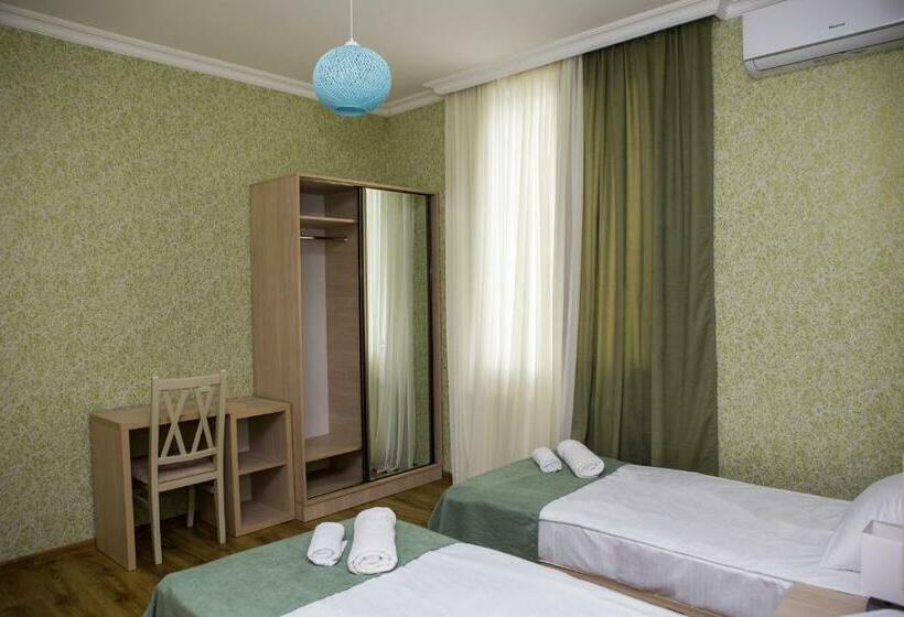 هتل Bekas Wine Cellar