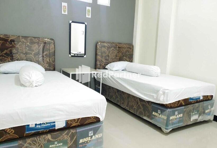 בית מלון כפרי Boarding House Syariah Mm Bone Redpartner