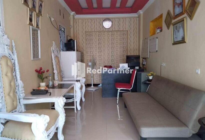 בית מלון כפרי Boarding House Syariah Mm Bone Redpartner