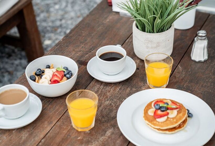 Casagrande Hotel & Beach Club