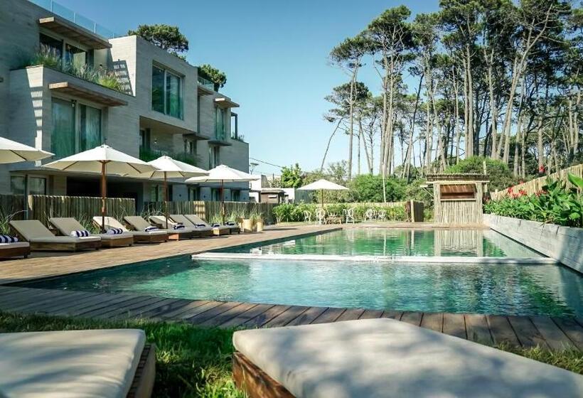 Casagrande Hotel & Beach Club