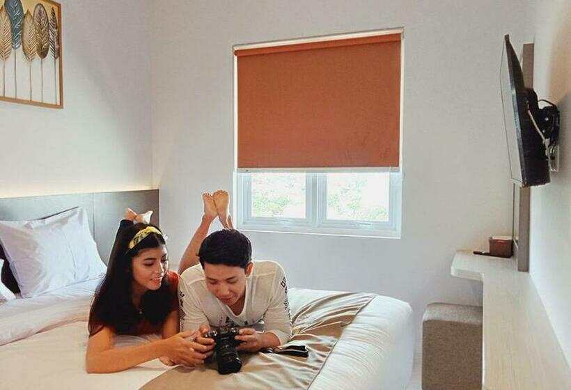 Cozzy Stay Hotel Semarang By Sinergi