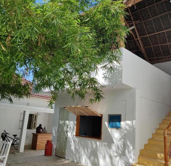 فندق Frangi Pwani