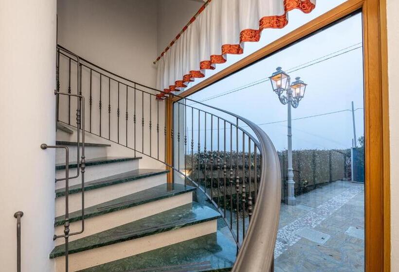 בית מלון כפרי Fuori Città