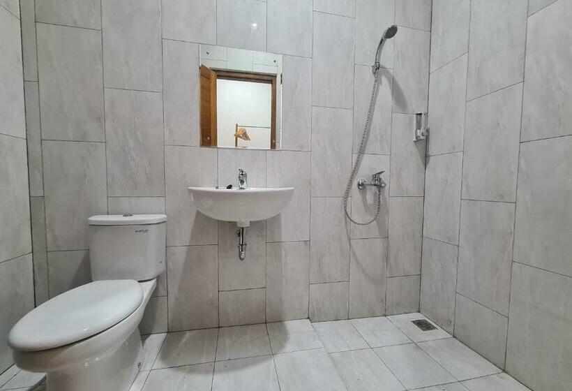 ホテル Graha Martadinata Syariah Mitra Reddoorz