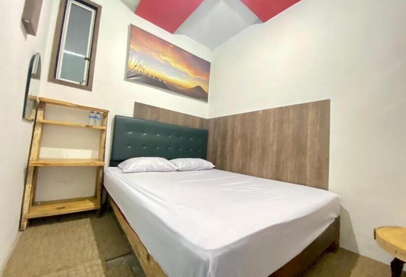 فندق Homestay Batu Kelir Syariah Dieng Mitra Reddoorz