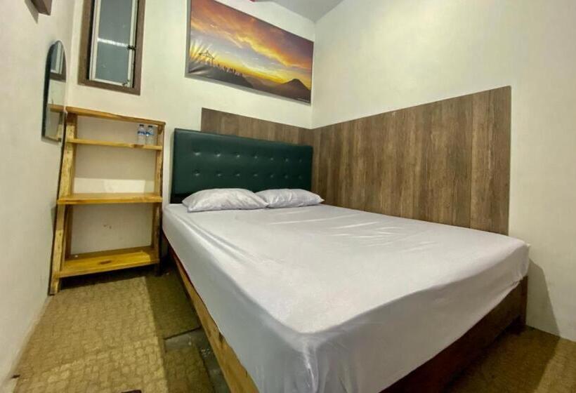 فندق Homestay Batu Kelir Syariah Dieng Mitra Reddoorz