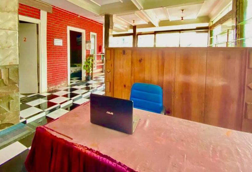 فندق Homestay Batu Kelir Syariah Dieng Mitra Reddoorz