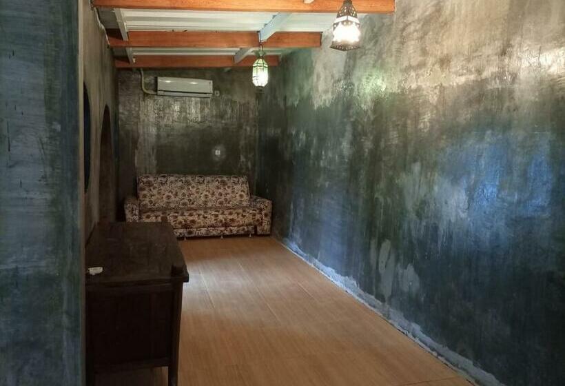 Otel Pondok Wisata Jaden Trawas Mojokerto