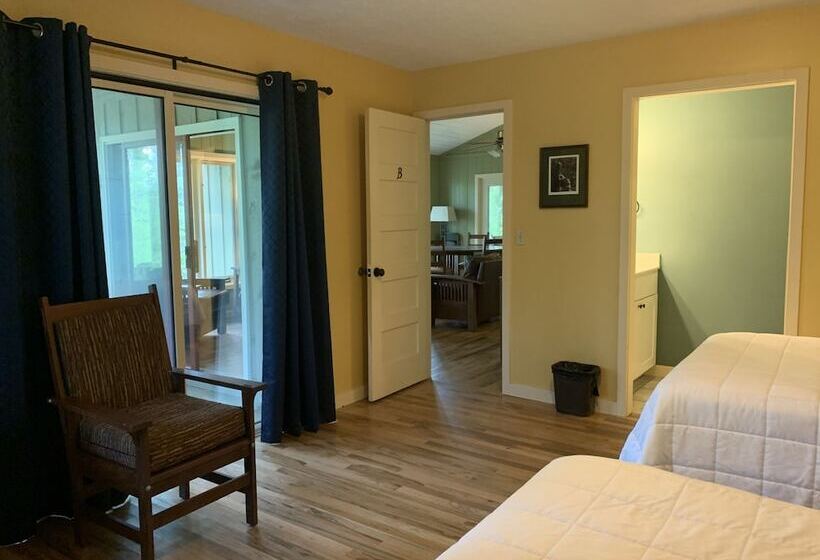 فندق Kanuga Inn & Lodging