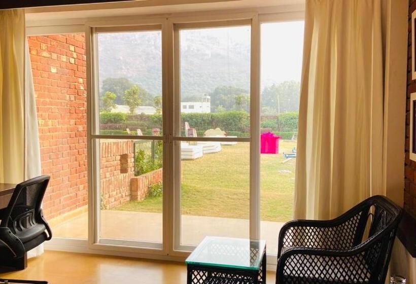 בית מלון כפרי Kripanidhi Retreat Rajgir