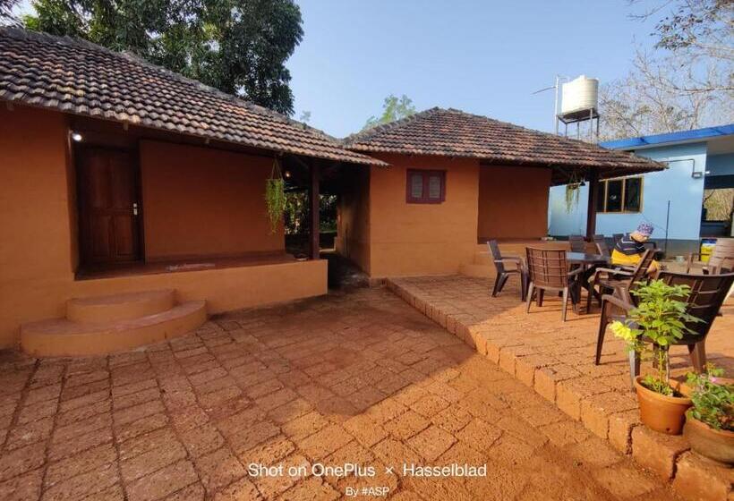 酒店 Kudil Mud Cottages, Cheemeni