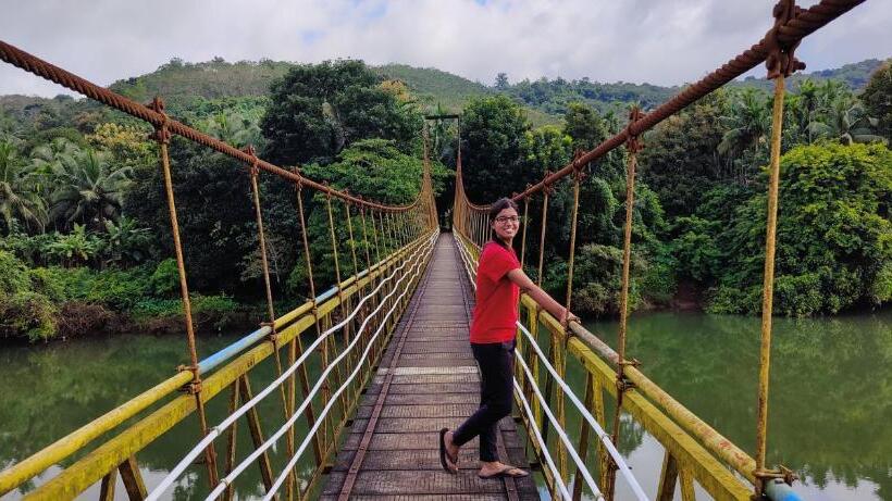 فندق Kudil Mud Cottages, Cheemeni