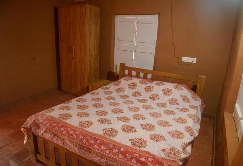 فندق Kudil Mud Cottages, Cheemeni