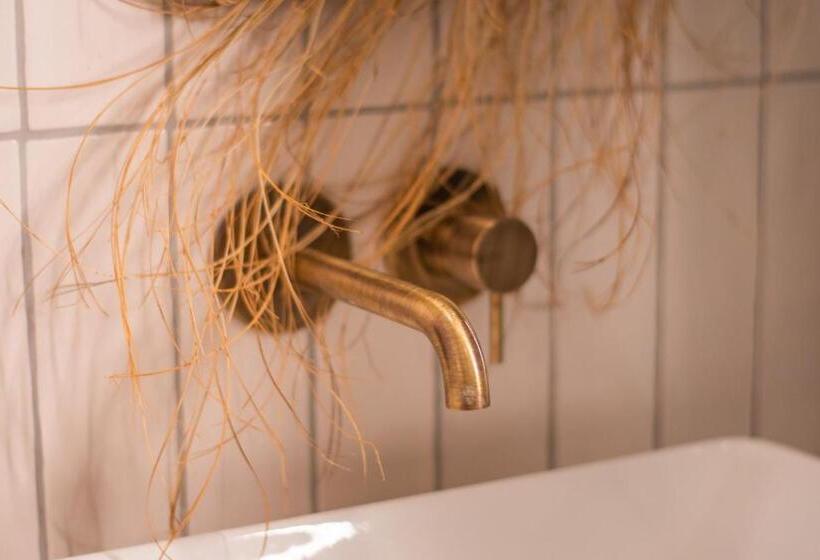 هتل Lola Boutique Hôtel   Bordeaux Centre