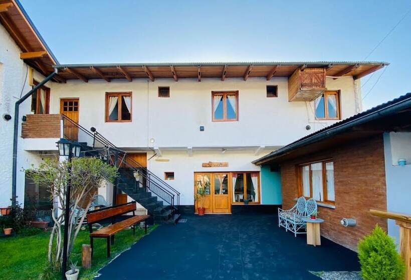 ホテル Maktub Hosteria