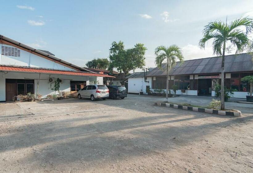 호텔 Markoni Pamanukan Mitra Reddoorz