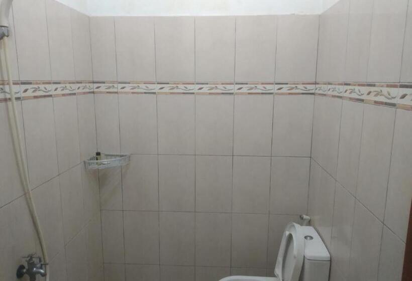 Отель Modern Indekos Cilegon Syariah Near Hospital Krakatau Medika Redpartner