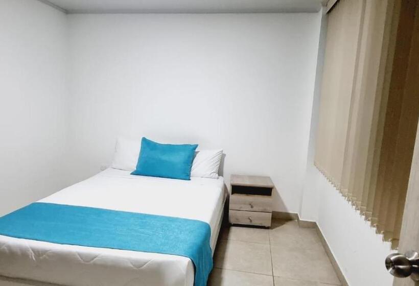 هتل Monarka Edificio